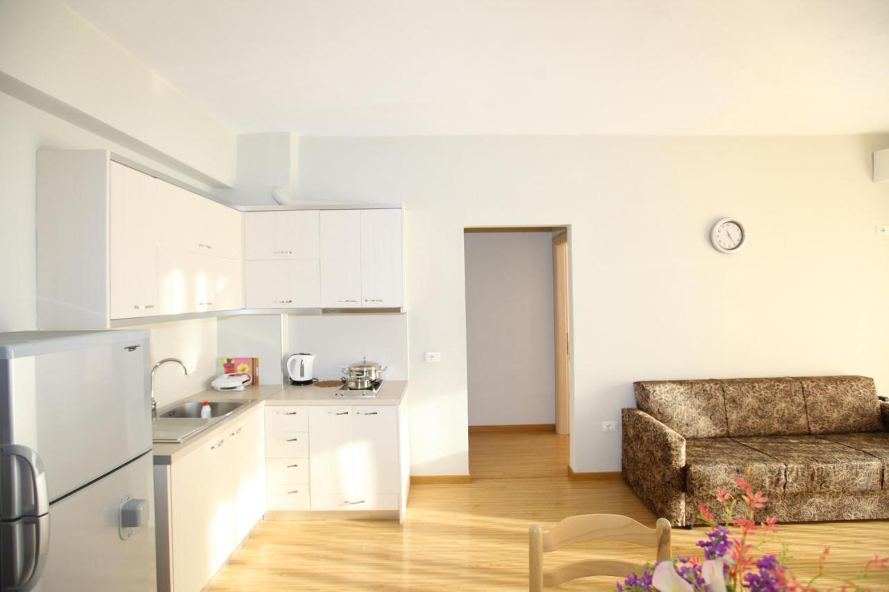 Teo Apartaments Saranda Extérieur photo