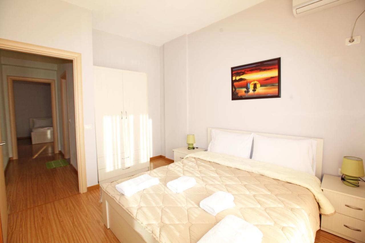 Teo Apartaments Saranda Extérieur photo