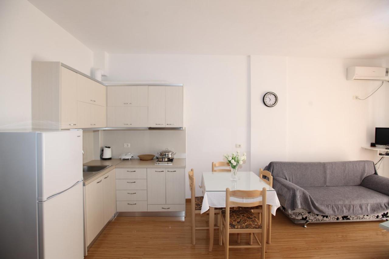 Teo Apartaments Saranda Extérieur photo