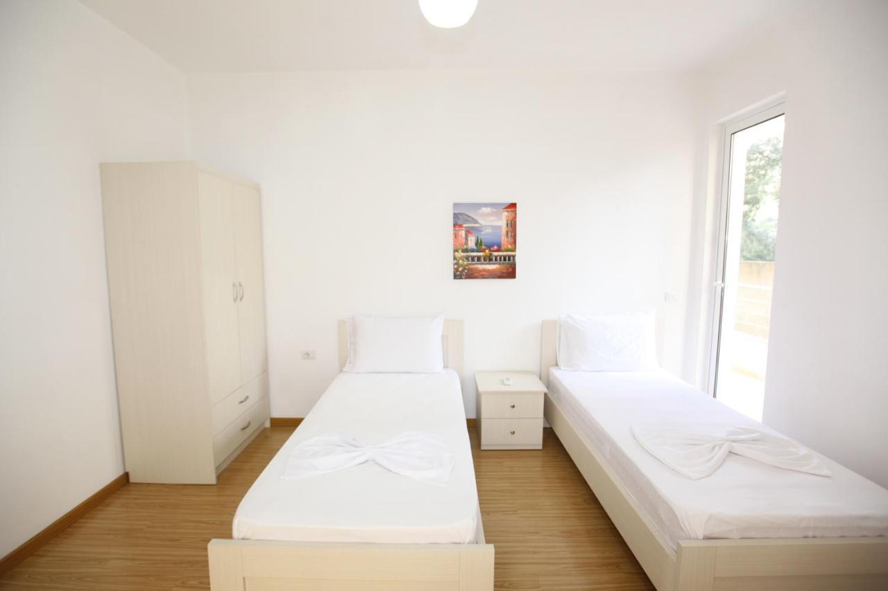 Teo Apartaments Saranda Extérieur photo