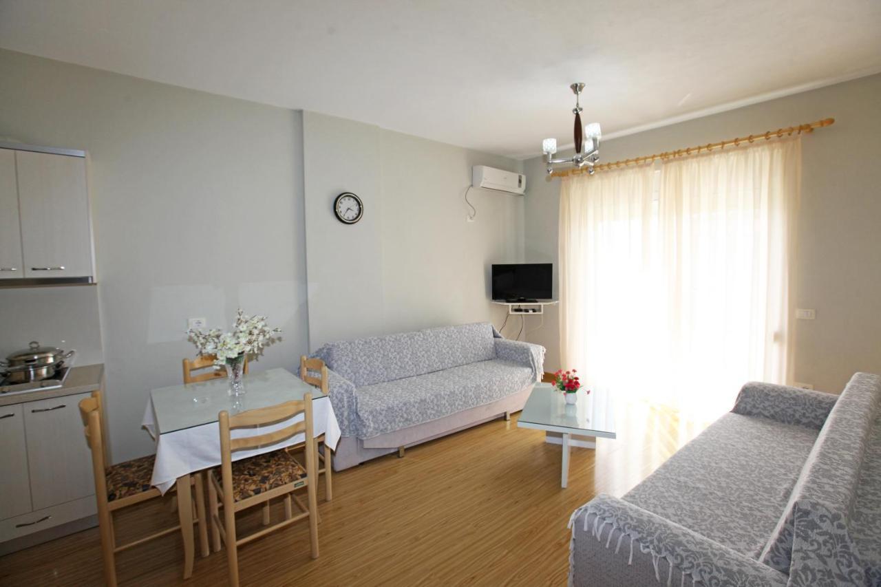 Teo Apartaments Saranda Extérieur photo