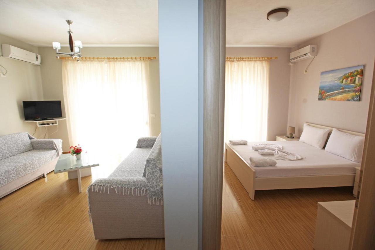 Teo Apartaments Saranda Extérieur photo